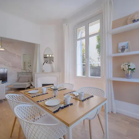 Appartement Rez De Jardin 3 Pieces Centre *